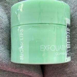 🆕 Mint Green Exfoliating Lip Scrub